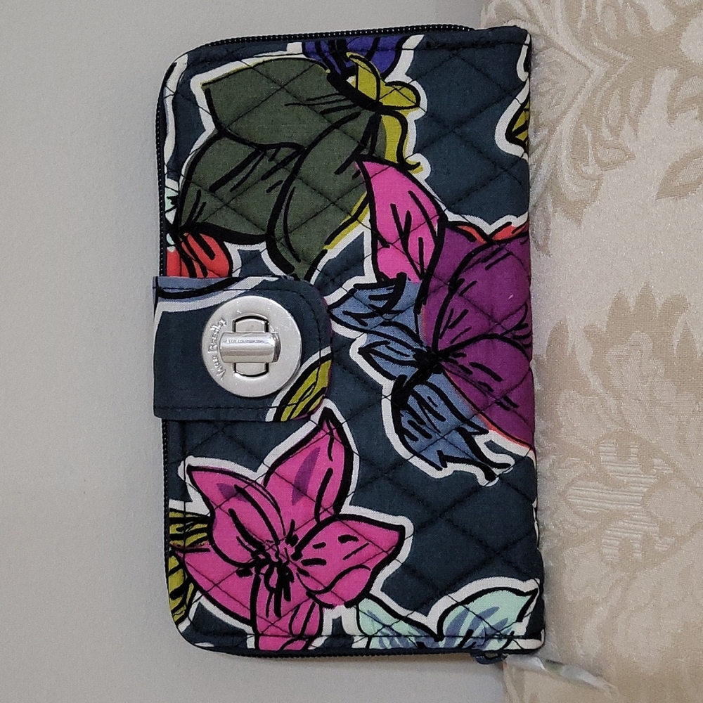 Vera Bradley RFID Turnlock Wallet - Falling Flowers